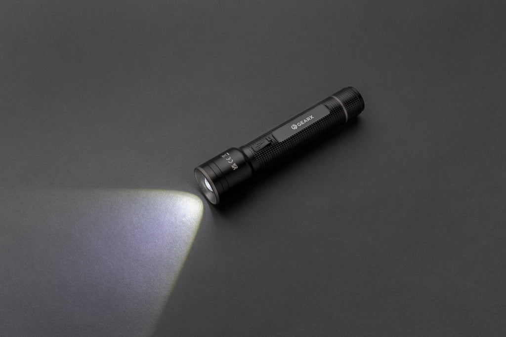 Gear X USB-återuppladdningsbar stor ficklampa RCS aluminium