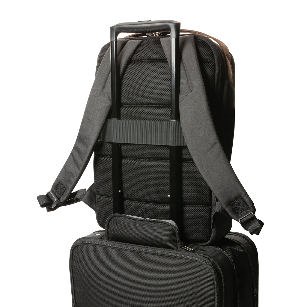 Impact AWARE™ 300D two tone lyxig 15.6' laptopryggsäck