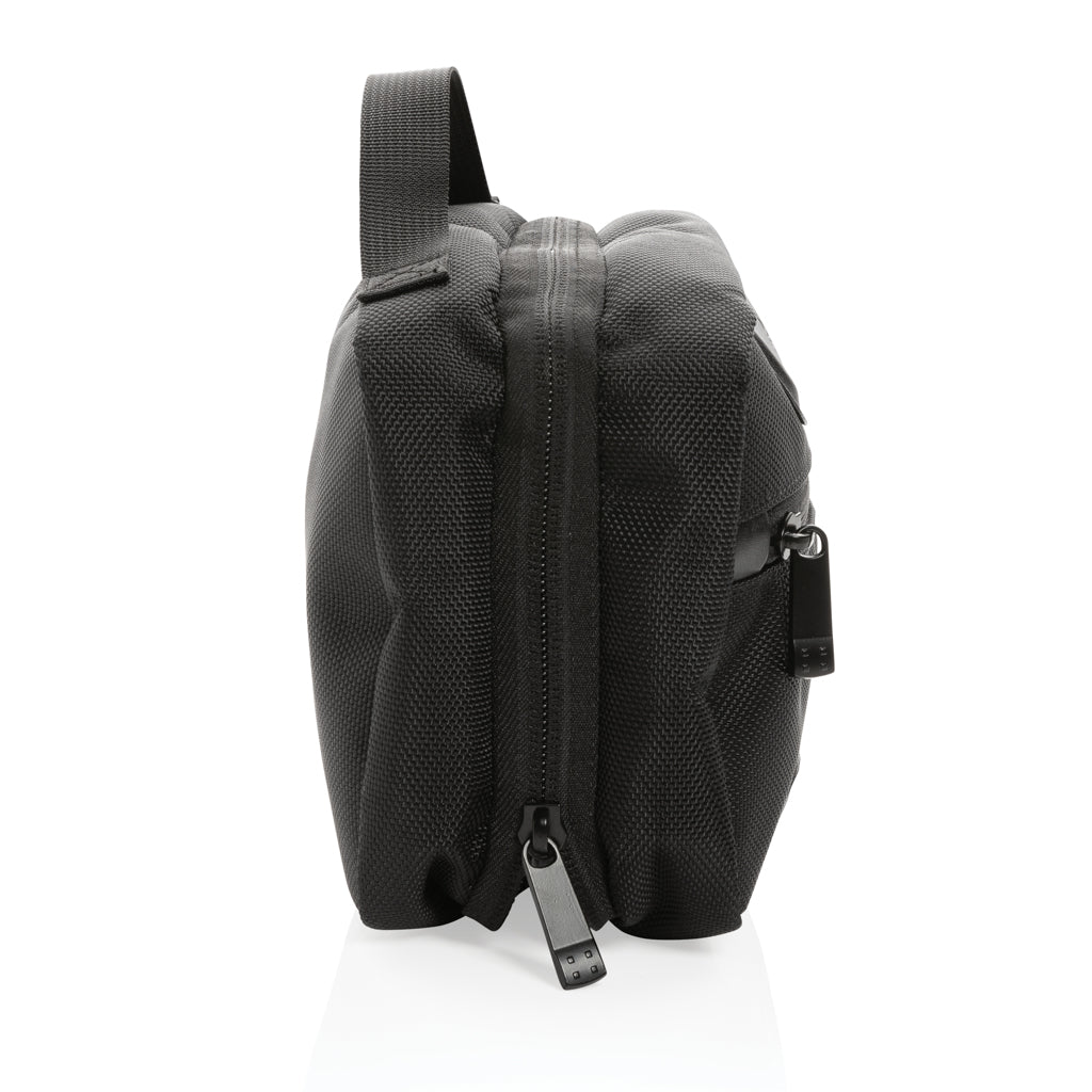 Swiss Peak AWARE™ RPET Voyager necessär