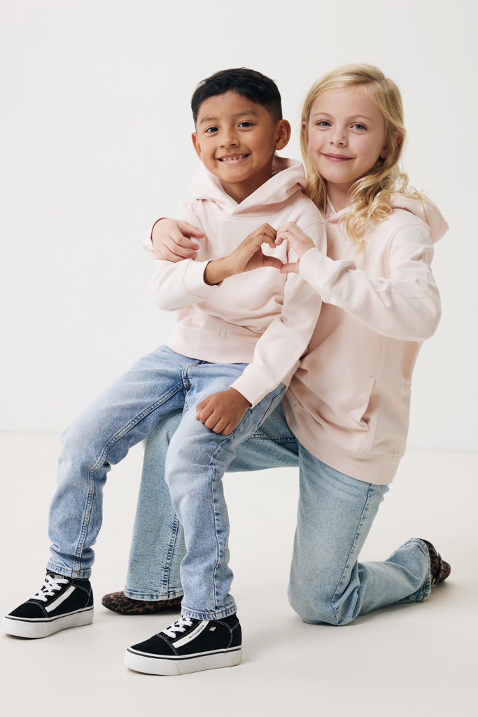 IQONIQ Yengo hoodie i återvunnen bomull med sidofickor för b