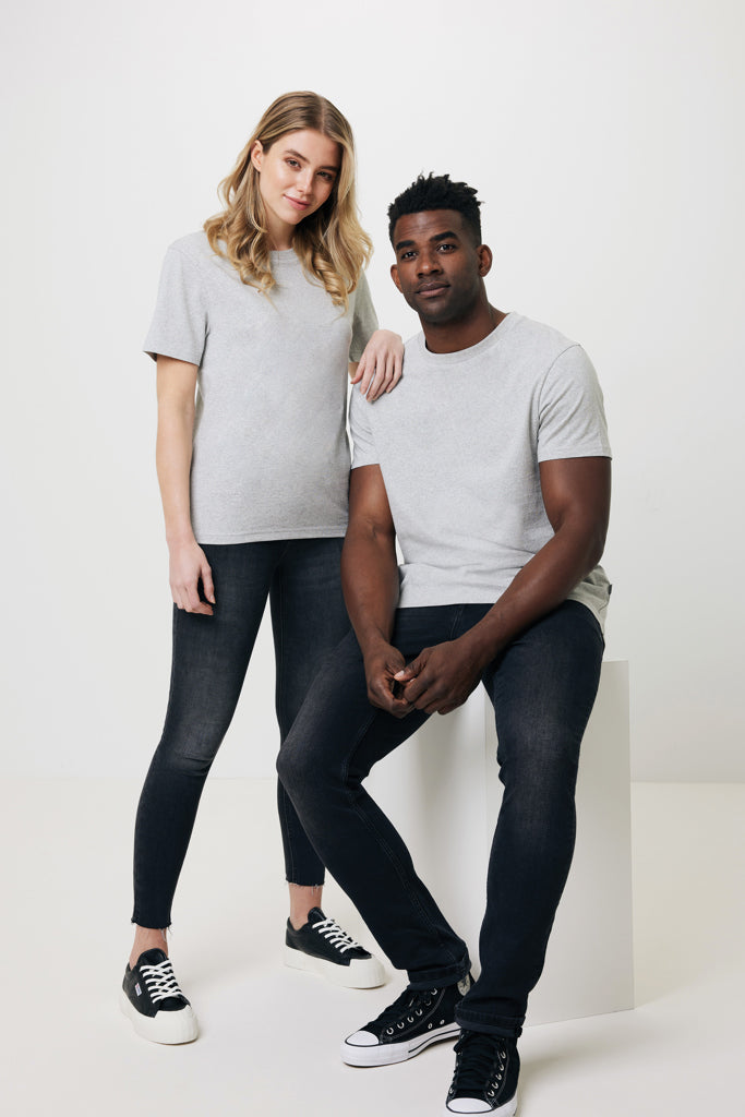 IQONIQ Manuel t-shirt i återvunnen ofärgad bomull