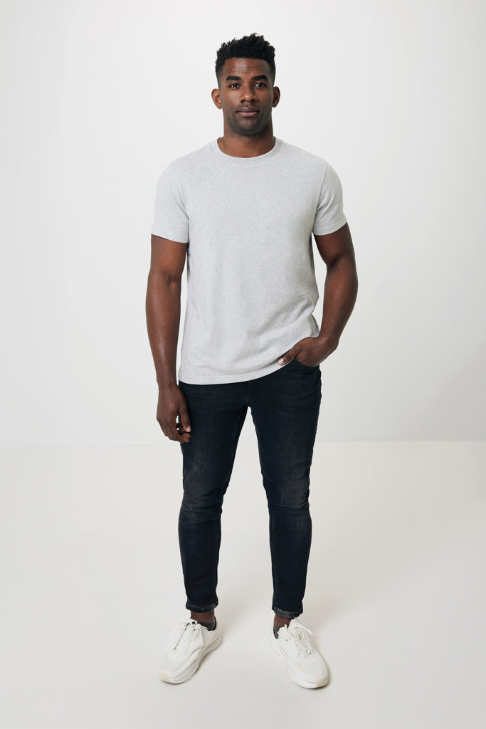 IQONIQ Manuel t-shirt i återvunnen ofärgad bomull