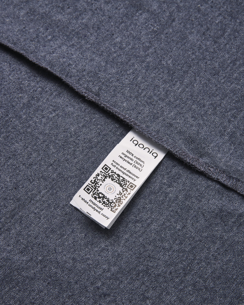 IQONIQ Manuel t-shirt i återvunnen ofärgad bomull