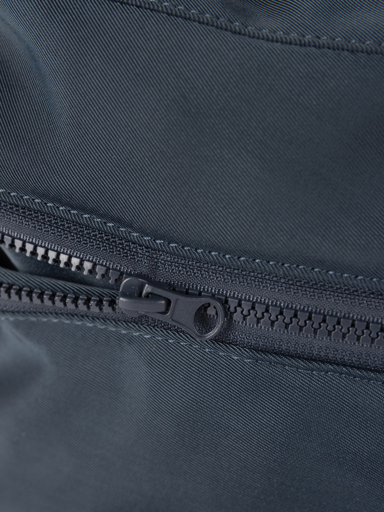 VINGA Baltimore Neo RCS expandable toiletry bag
