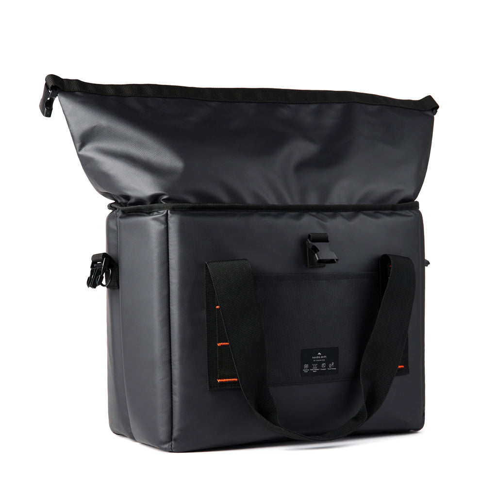 Nordic Drift RCS water-repellent cooler tote 22L