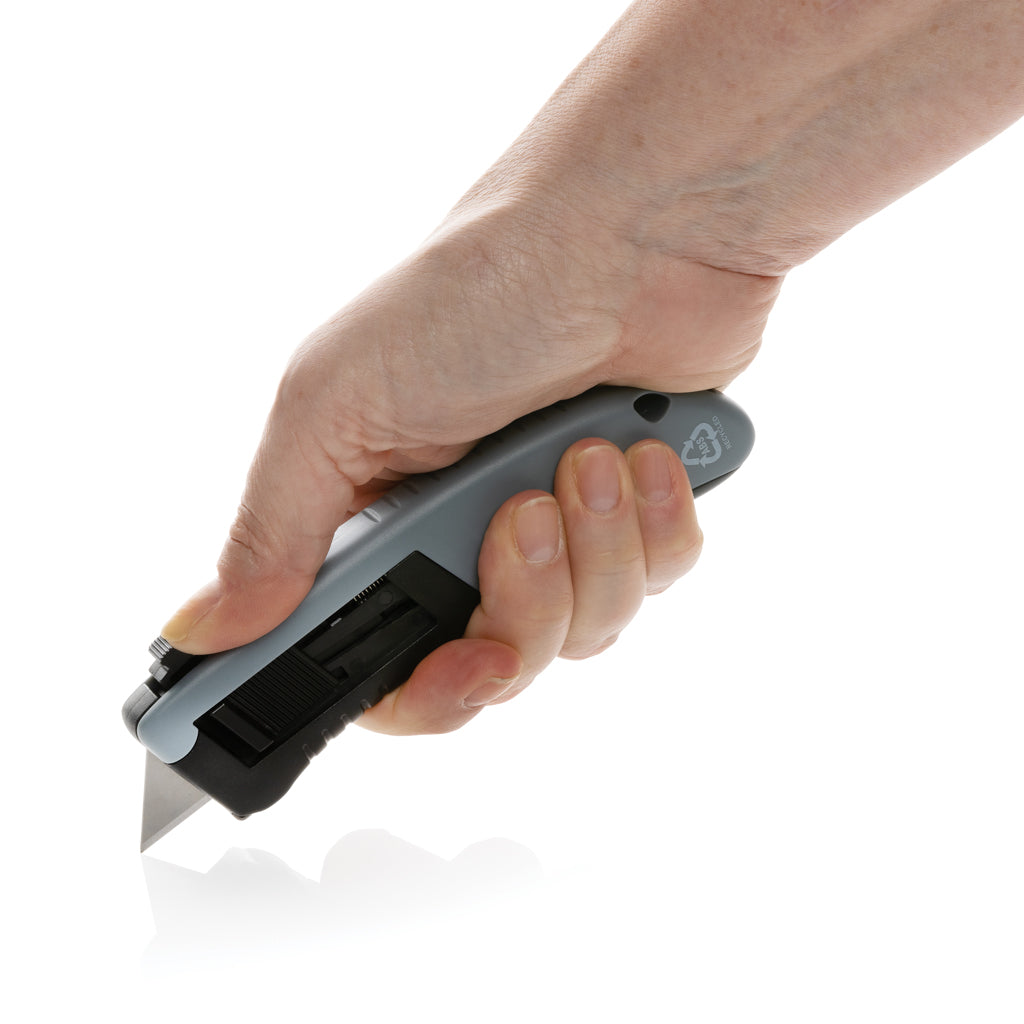 Kniv auto indragning RCS certifierad återvunnen plast