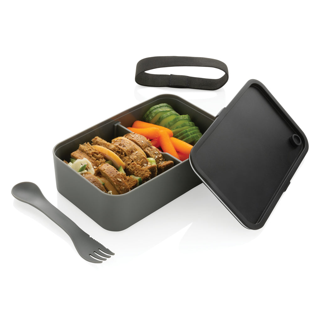 Lunchlåda med spork i GRS återvunnen PP