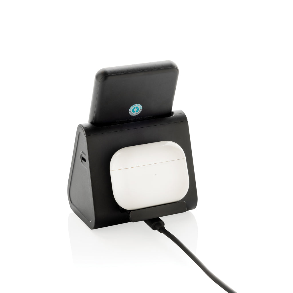 Powerbase 3-i-1-laddare med powerbank i RCS återvunnen plast