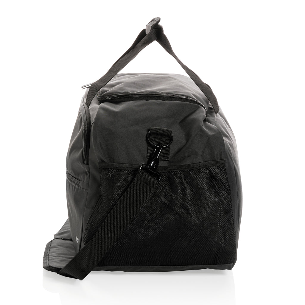 Swiss Peak AWARE™ RPET sport duffle