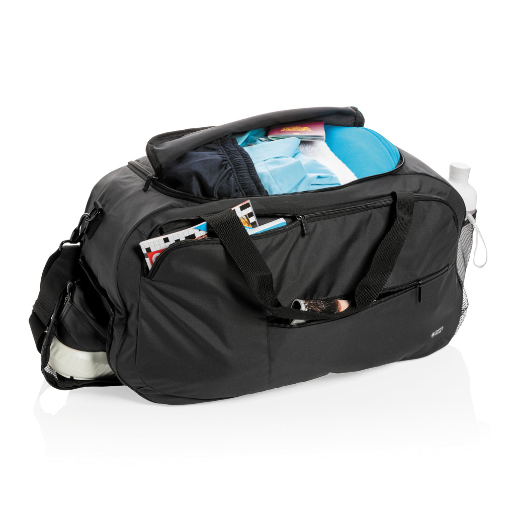 Swiss Peak AWARE™ RPET sport duffle