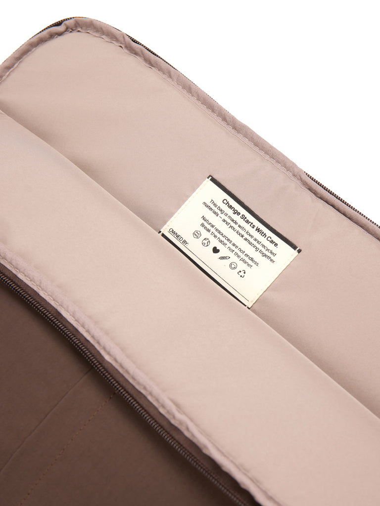 KENTO URBAN RCS återvunnen nylon 15.6' laptopfodral