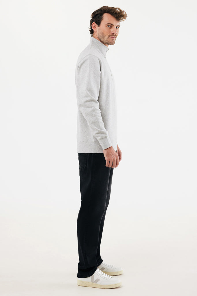 IQONIQ Elgon tröja i återvunnen bomull med kvartlång dragked