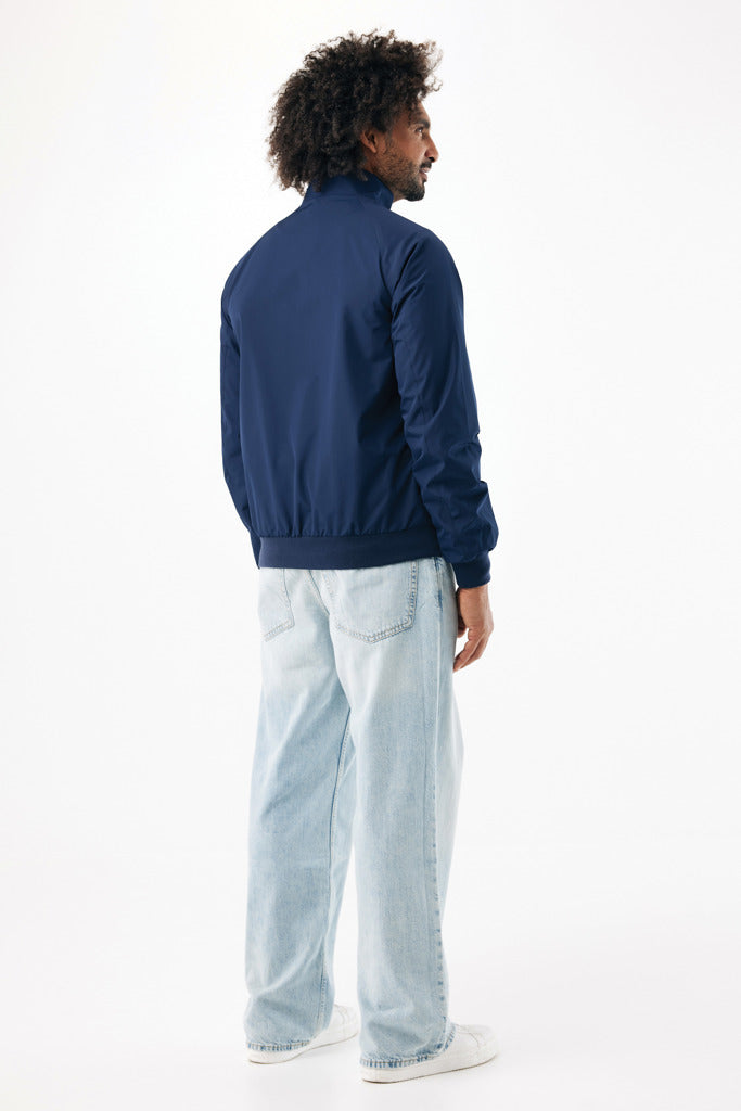 IQONQ Odin jacka i återvunnen polyester - urban stil