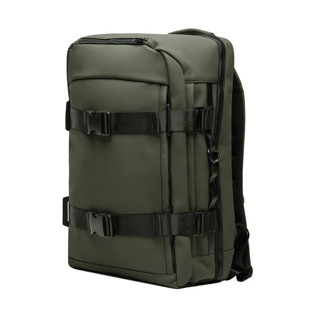 VINGA Baltimore RCS explorer's backpack