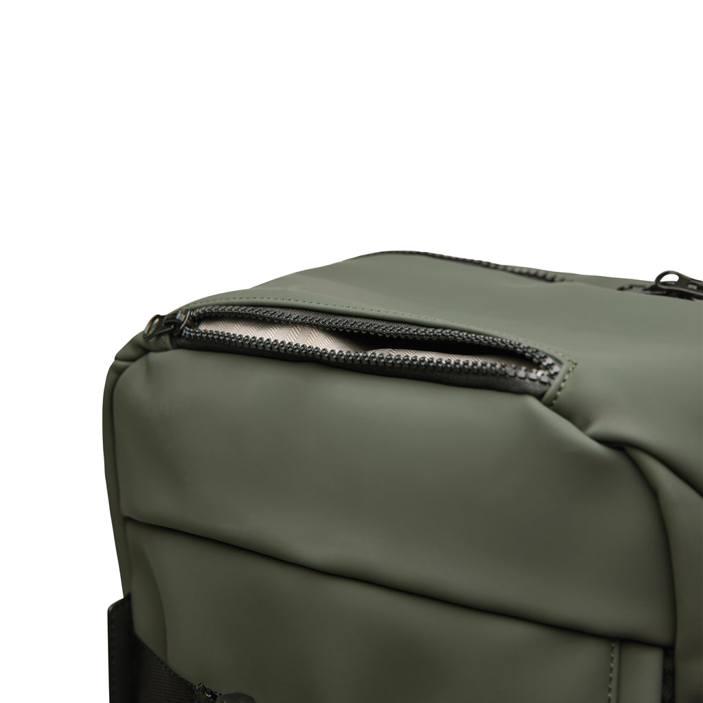 VINGA Baltimore RCS explorer's backpack