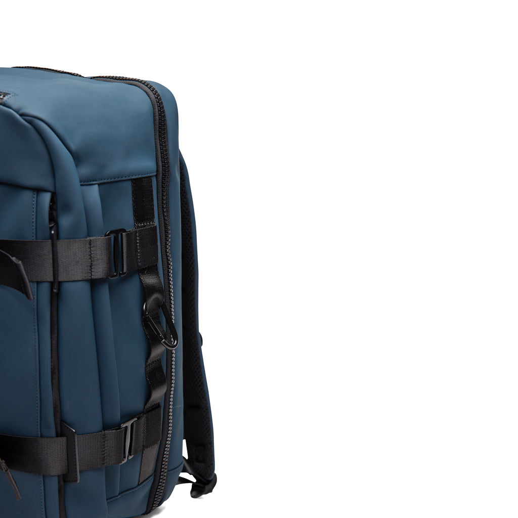 VINGA Baltimore RCS explorer's backpack