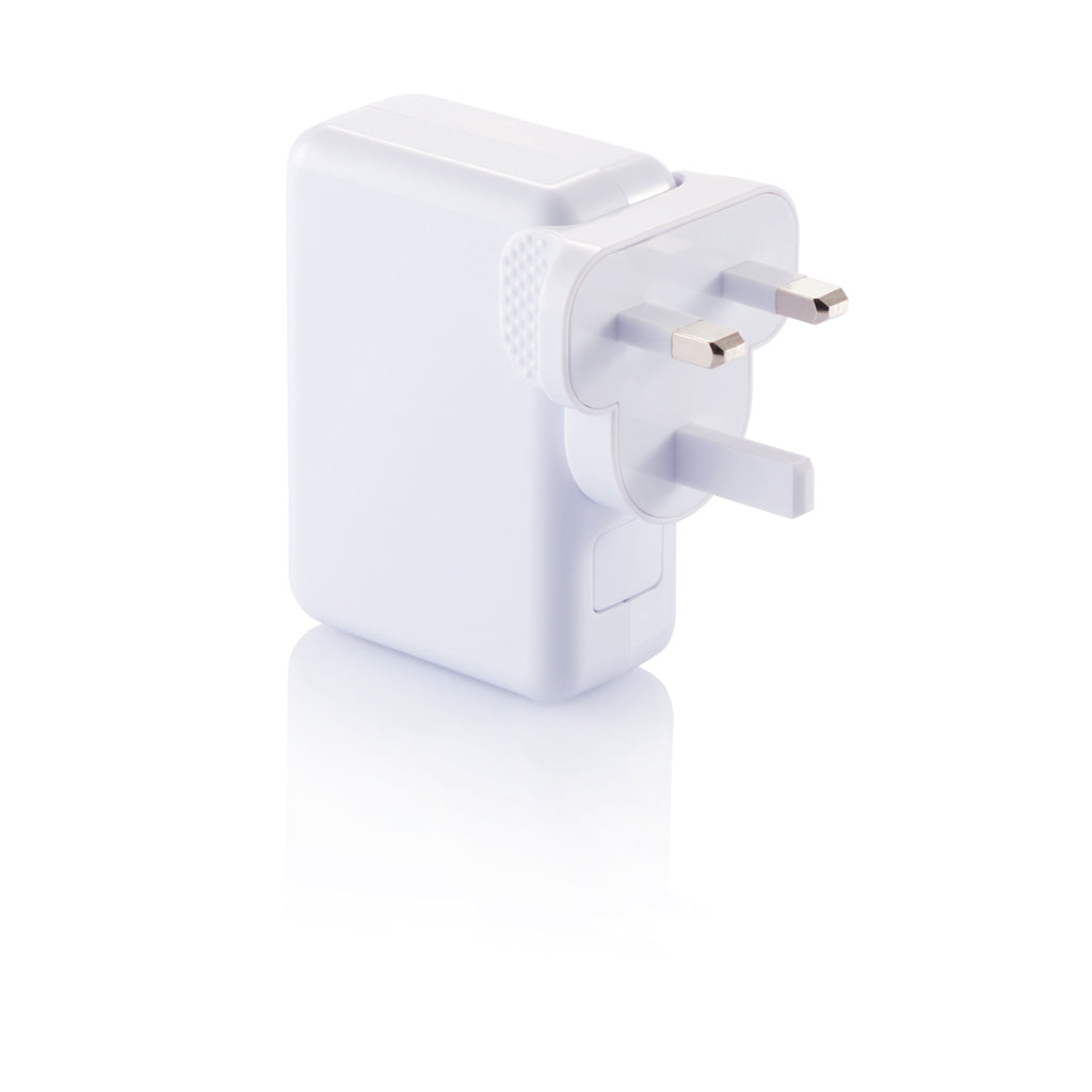 Reseadapter med fyra USB-portar